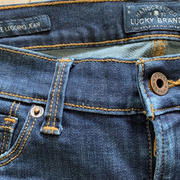 Lucky Brand Jeans - Picture 1 of 3